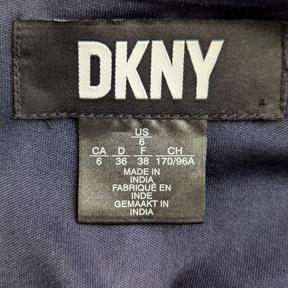 DKNY Whimsical Short Sleeve V-Neck Tie Waist Floral Chiffon Midi Dress Size 6 - Picture 12 of 16